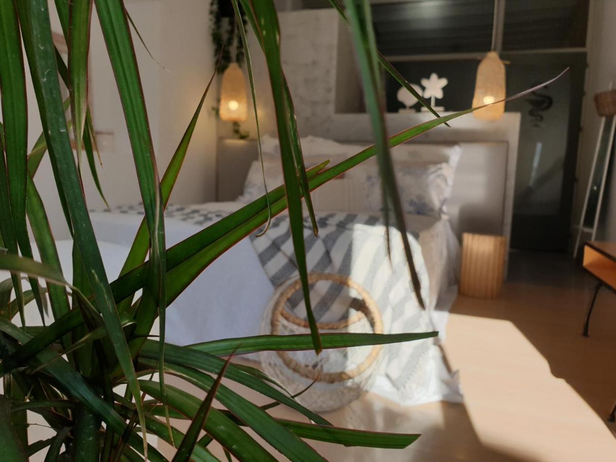 Aretousa Deluxe Downtown Apartment Skála Eksteriør billede